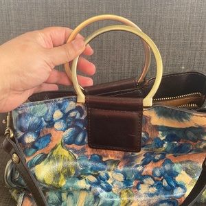Patricia Nash 100% leather handbag.